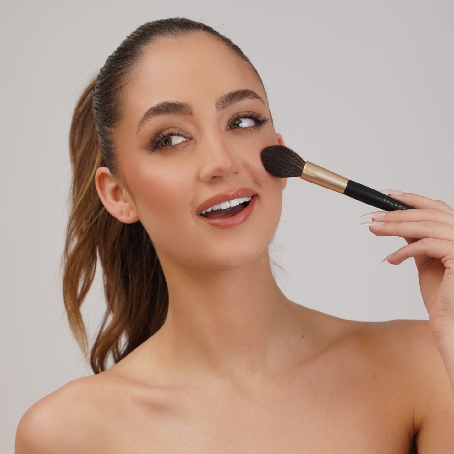Seamless Tapered Powder Brush