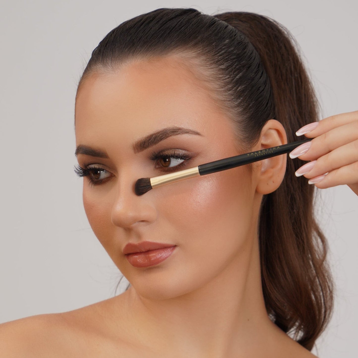 Seamless Angled Nose Contour Brush